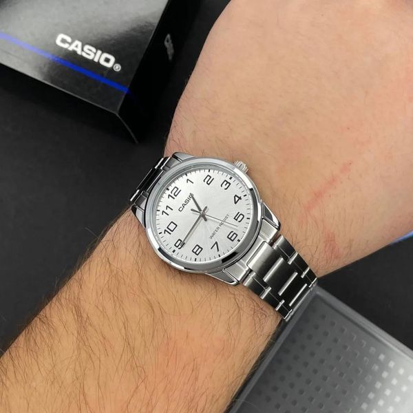 Чоловічий годинник Casio MTP-V001D-7B 1141-0113 фото