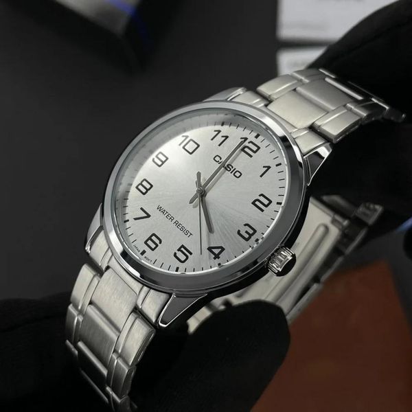 Чоловічий годинник Casio MTP-V001D-7B 1141-0113 фото