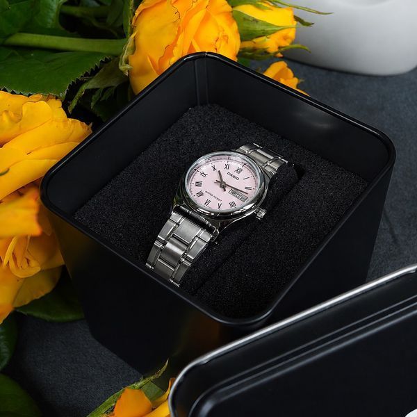 Жіночий годинник Casio LTP-V006D-4B 1141-0409 фото