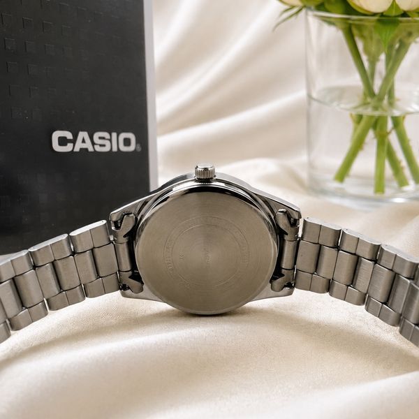 Жіночий годинник Casio LTP-V005D-2B3 1141-0007 фото