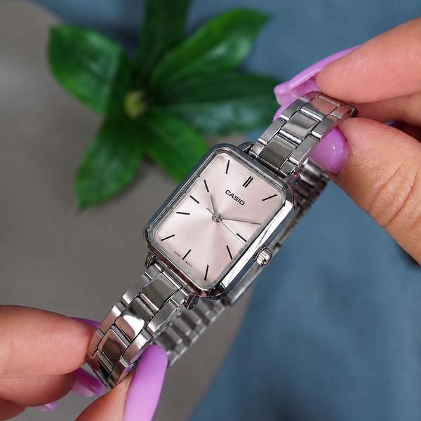 Жіночий годинник Casio LTP-V009D-4E 1141-0023 фото