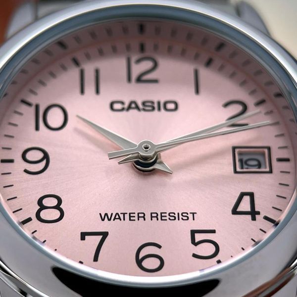 Жіночий годинник Casio LTP-V002D-4B 1141-0402 фото