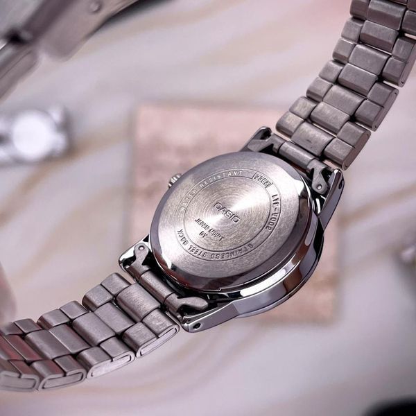 Жіночий годинник Casio LTP-V002D-4B 1141-0402 фото