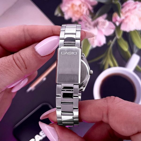 Жіночий годинник Casio LTP-1302D-1A1 1141-0050 фото