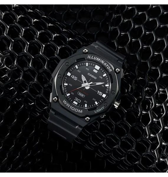 Чоловічий годинник Casio MW-620H-1A 1141-0452 фото