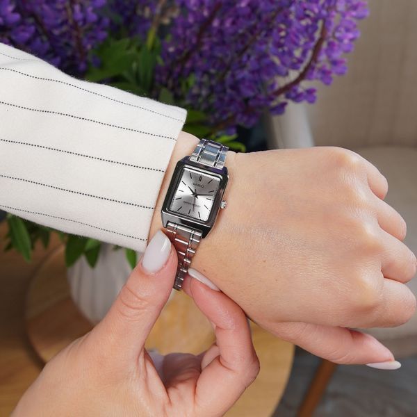 Жіночий годинник Casio LTP-V007D-7E 1141-0207 фото
