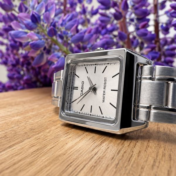 Жіночий годинник Casio LTP-V007D-7E 1141-0207 фото