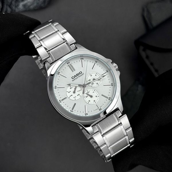 Чоловічий годинник Casio MTP-V300D-7A 1141-0170 фото