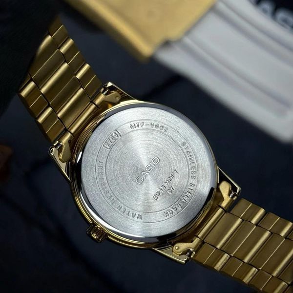 Чоловічий годинник Casio MTP-V002G-1B 1141-0192 фото